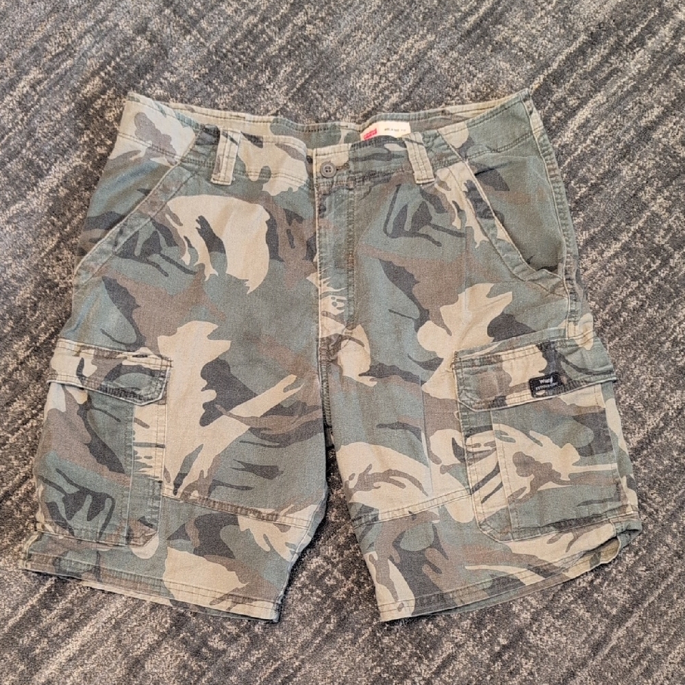 Men's Camouflage Cargo Shorts